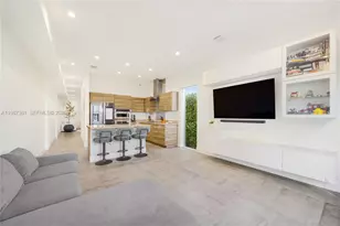 3655 SW 25th St, Miami, FL 33133 - Photo 7