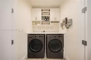 3655 SW 25th St, Miami, FL 33133 - Photo 21