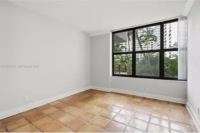 2500 Parkview Dr #415, Hallandale Beach, FL 33009 - Photo 13