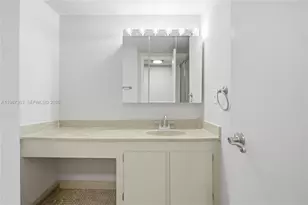 2500 Parkview Dr, Hallandale Beach, FL 33009 - Photo 17