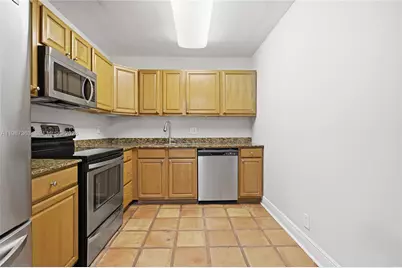 2500 Parkview Dr #415, Hallandale Beach, FL 33009 - Photo 9