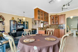 19269 NW 14th St, Pembroke Pines, FL 33029 - Photo 13