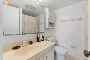 700 SE 6th Ave, Deerfield Beach, FL 33441 - Photo 9