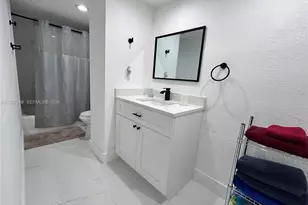 4001 S Ocean Dr, Hollywood, FL 33019 - Photo 29