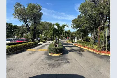 14250 SW 62nd St #517, Miami, FL 33183 - Photo 5