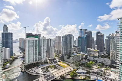 90 SW 3rd St #4301, Miami, FL 33130 - Photo 1