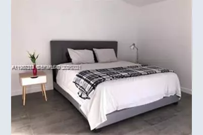 534 NE 195th St, Miami, FL 33179 - Photo 13