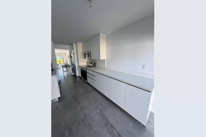 534 NE 195th St, Miami, FL 33179 - Photo 5