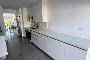 534 NE 195th St, Miami, FL 33179 - Photo 5