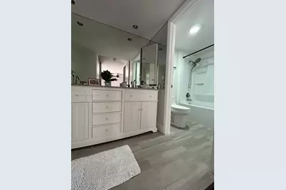 1700 Embassy Dr #204, West Palm Beach, FL 33401 - Photo 21