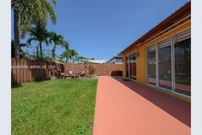 16834 NW 89th Ct, Miami Lakes, FL 33018 - Photo 3