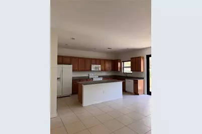 772 NE 191st Ter, Miami, FL 33179 - Photo 3