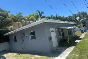 1271 NE 32nd St, Oakland Park, FL 33334 - Photo 5