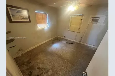 1271 NE 32nd St #A, Oakland Park, FL 33334 - Photo 5