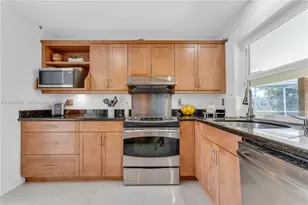 6924 NW 8th Ct, Margate, FL 33063 - Photo 15