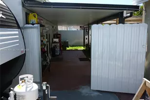 19372 SW 119th Ct, Miami, FL 33177 - Photo 11