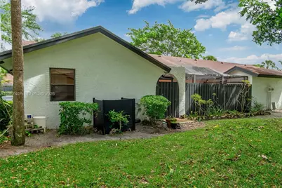 23318 SW 55th Way #B, Boca Raton, FL 33433 - Photo 21
