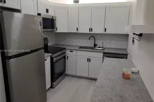 800 SW 131st Ave, Pembroke Pines, FL 33027 - Photo 27
