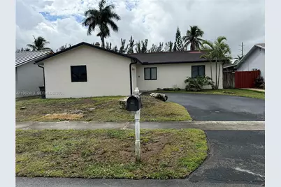 11100 NW 21st St, Sunrise, FL 33322 - Photo 1
