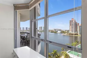 3600 Mystic Pointe Dr, Aventura, FL 33180 - Photo 15