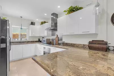 1995 Ixora Rd, North Miami, FL 33181 - Photo 3