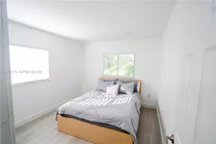 350 NW 19th Terrace, Miami, FL 33136 - Photo 9