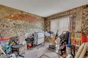 6580 W 27th Ct, Hialeah, FL 33016 - Photo 15