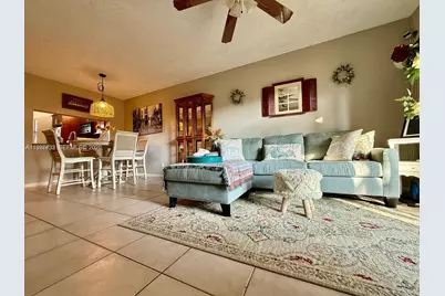 10616 NW 10th St #104, Pembroke Pines, FL 33026 - Photo 5