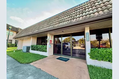 10616 NW 10th St #104, Pembroke Pines, FL 33026 - Photo 35