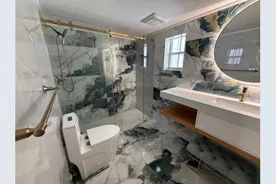 11602 NW 58th Ave, Hialeah, FL 33012 - Photo 19