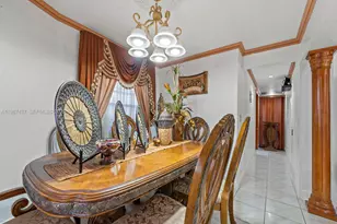 871 SE 5th Pl, Hialeah, FL 33010 - Photo 11