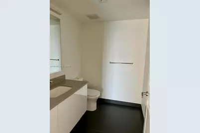 1600 NE 1st Ave #1715, Miami, FL 33132 - Photo 13