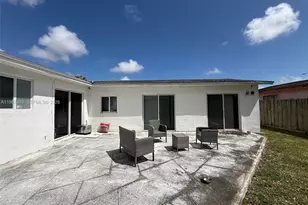 17424 SW 108th Ct, Miami, FL 33157 - Photo 13