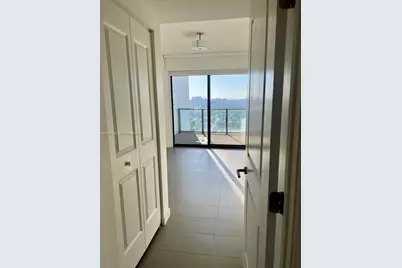 1600 NE 1st Ave #1715, Miami, FL 33132 - Photo 7