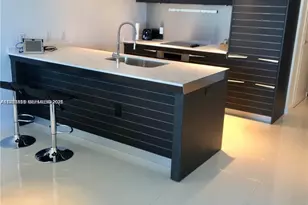 200 Biscayne Blvd Way, Miami, FL 33131 - Photo 11