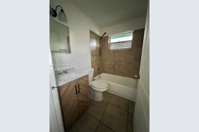 2746 Johnson St #w, Hollywood, FL 33020 - Photo 25