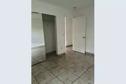 2746 Johnson St #w, Hollywood, FL 33020 - Photo 17