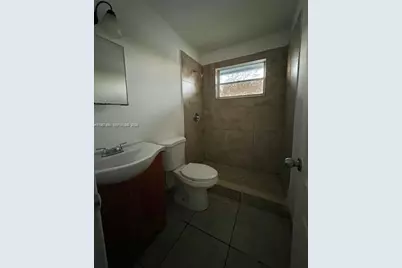 2746 Johnson St #w, Hollywood, FL 33020 - Photo 27