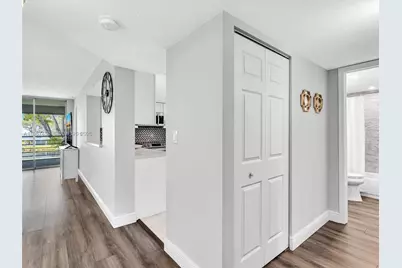 1811 Sabal Palm Dr #307, Davie, FL 33324 - Photo 29