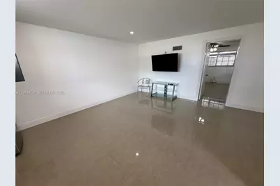 11602 NW 58th Ave #EFF, Hialeah, FL 33012 - Photo 7