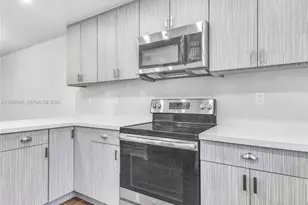 6505 SW 113th Pl, Miami, FL 33173 - Photo 5