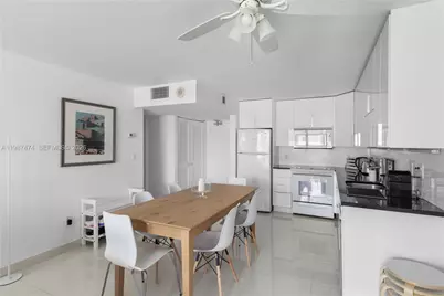 345 Ocean Dr #607, Miami Beach, FL 33139 - Photo 3