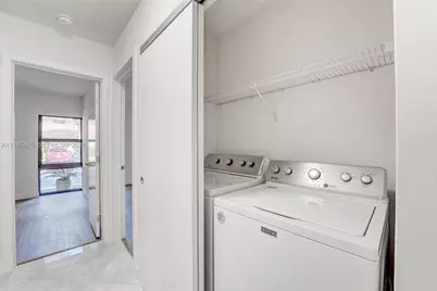 8352 Dundee Ter, Miami Lakes, FL 33016 - Photo 43