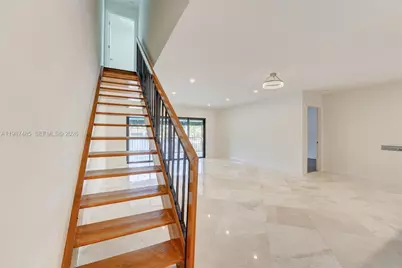 8352 Dundee Ter, Miami Lakes, FL 33016 - Photo 19