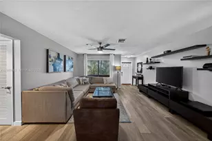 371 SE 3rd St, Pompano Beach, FL 33060 - Photo 45