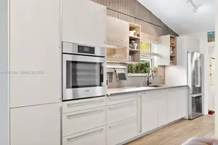 12825 SW 116th St, Miami, FL 33186 - Photo 9