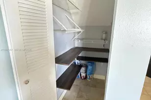 6045 NW 186th St, Hialeah, FL 33015 - Photo 15