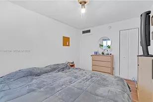 9240 Fontainebleau Blvd, Miami, FL 33172 - Photo 25