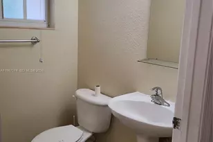 3071 Riverside Dr, Coral Springs, FL 33065 - Photo 15