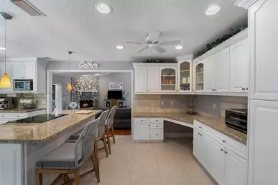 196 Scarborough Ter, Wellington, FL 33414 - Photo 17